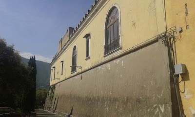 Photos of Fienga Castle