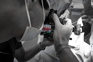 Photo n°5 de Dr Cazaux Benjamin - Implantologie - Parodontie à Laloubère (Parodontiste)