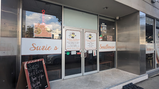Suzie's Soulhouse Soulfood Restaurant - Thumbnail