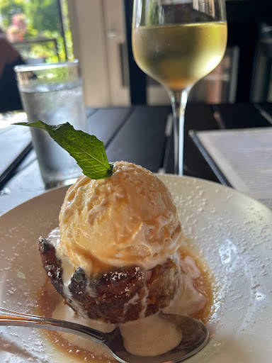 Brix Wine Cafe - Visual
