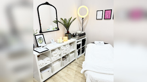 Velora Studio Massage