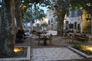 Photo n°23 de Bistrot de l’Hoste à Domazan (Restaurant)