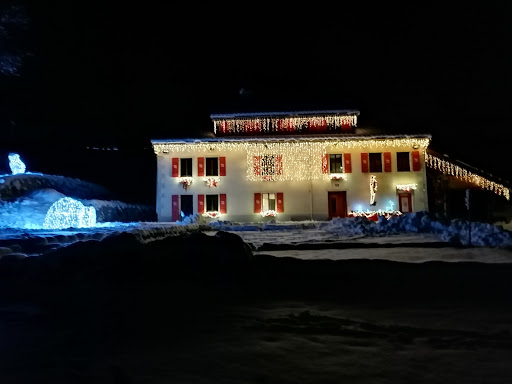 Photo de Gîte La Confiance: Location de maison de vacances au calme, piscine, proche Jouvencelles Les Rousses, Léman, Jura, Haut-Jura à Prémanon (39220)
