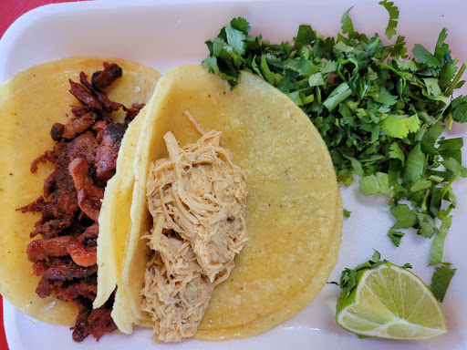 Cesar's Tacos - Visual