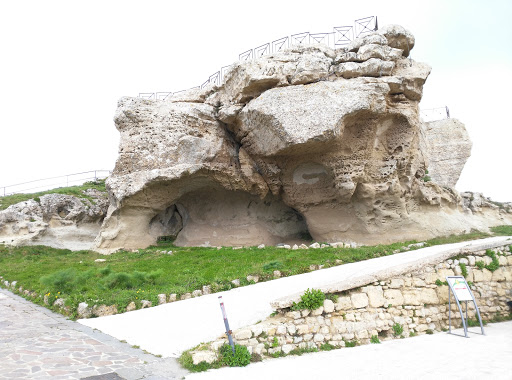 Rocca Di Cerere Enna Destimap Destinations On Map