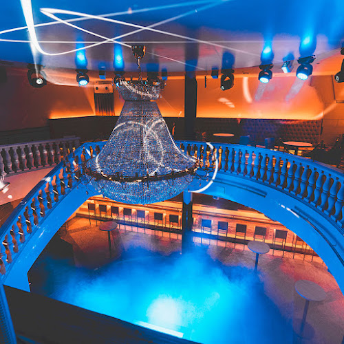 STUDIO 1 - ALL IN ONE – CLUB – BAR – RESTAURANT