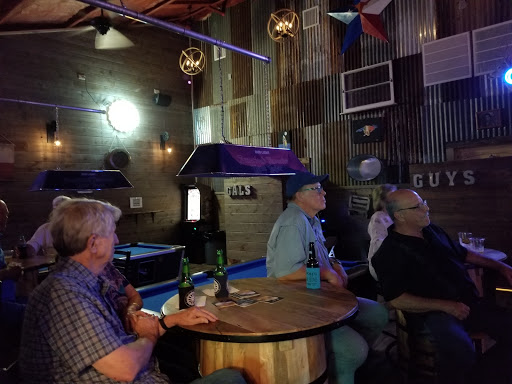 The Rustic Saloon - Visual