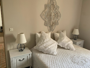 Photo n°15 de LES ROMARINS, Gîte B&B à La Bruguière (Chambre d'hôtes)