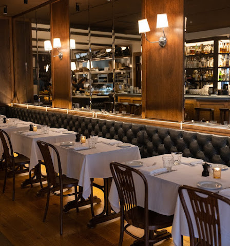 Lulu Kitchen & Bar by null