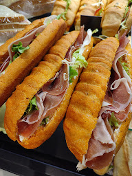 Photo n°13 de La Petite Boulangerie à Brionne (Pâtisserie)