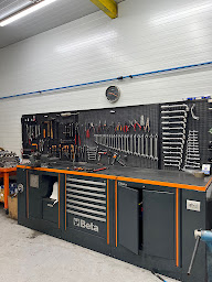 Photo n°2 de CULASSE ET MOTEUR à Saint-Égrève (Magasin de pièces de rechange automobiles)