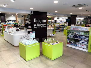 Photo n°3 de Grande Pharmacie Du Centre à Chagny (Pharmacie)