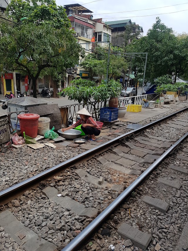 Hanoi Street Train