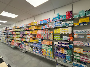 Photo n°2 de Pharmacie Sainte Honorine. à Taverny (Pharmacie)