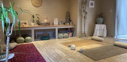 Finding Flow Yoga - Visual