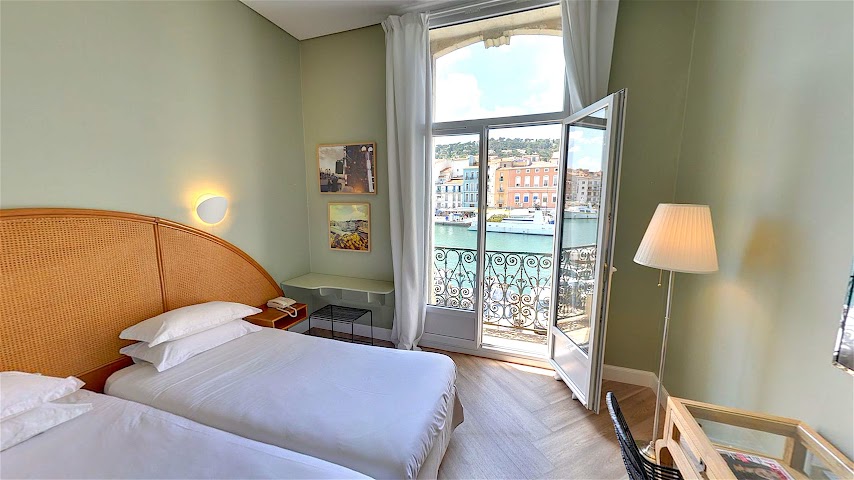 Hôtel l'Orque Bleue by null