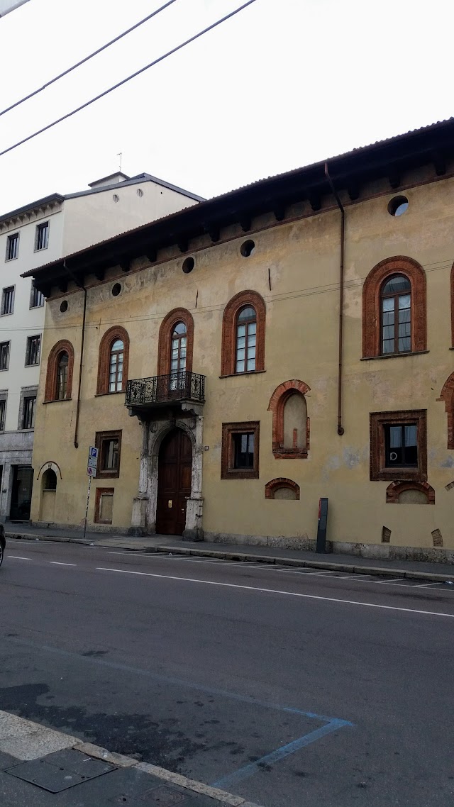 Casa Fontana-Silvestri