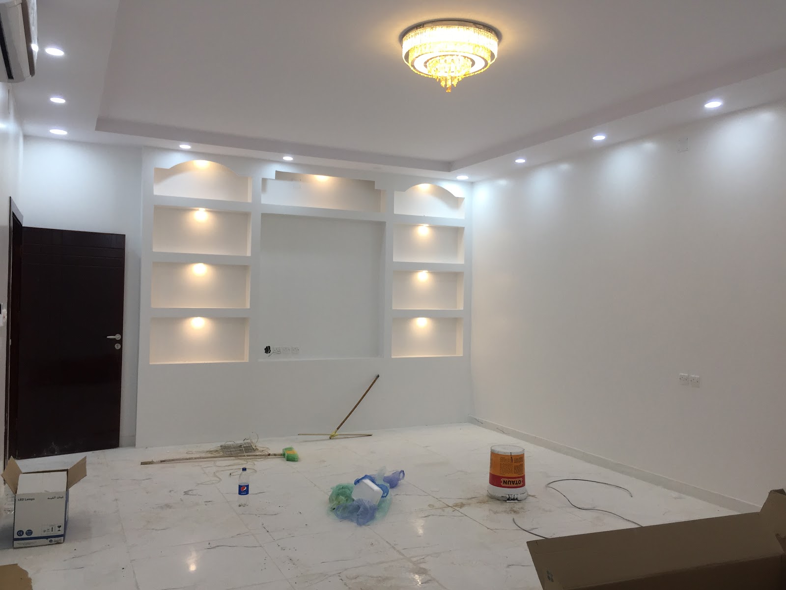 Sam Mirza كهربائي او سباك