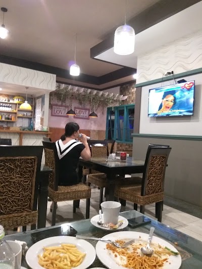 Photos of Laka-Laka Resto Dan Cafe
