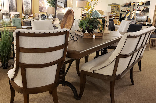 Essentials Home Decor - Visual