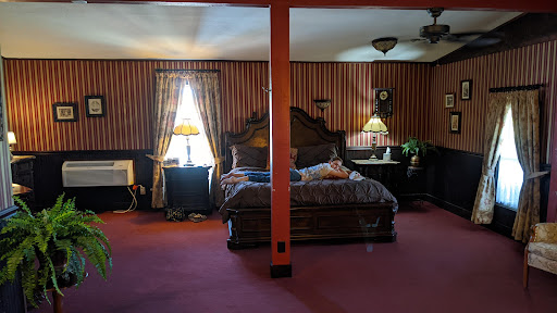 Wyatt's Hotel - Thumbnail