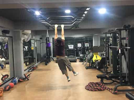 Body line fitness center