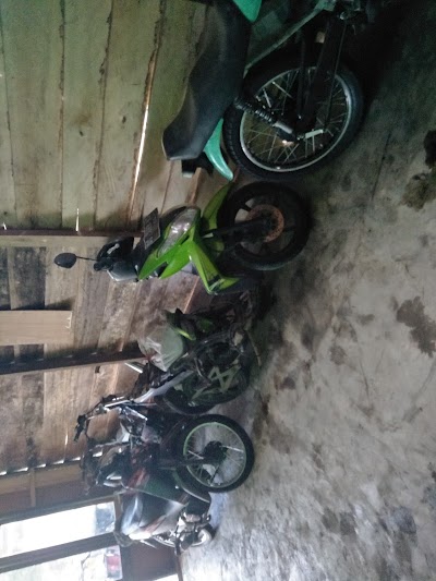 photo of Bengkel Adiyaksa Motor