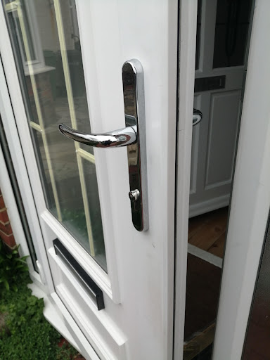 Lock-on Security - Visual
