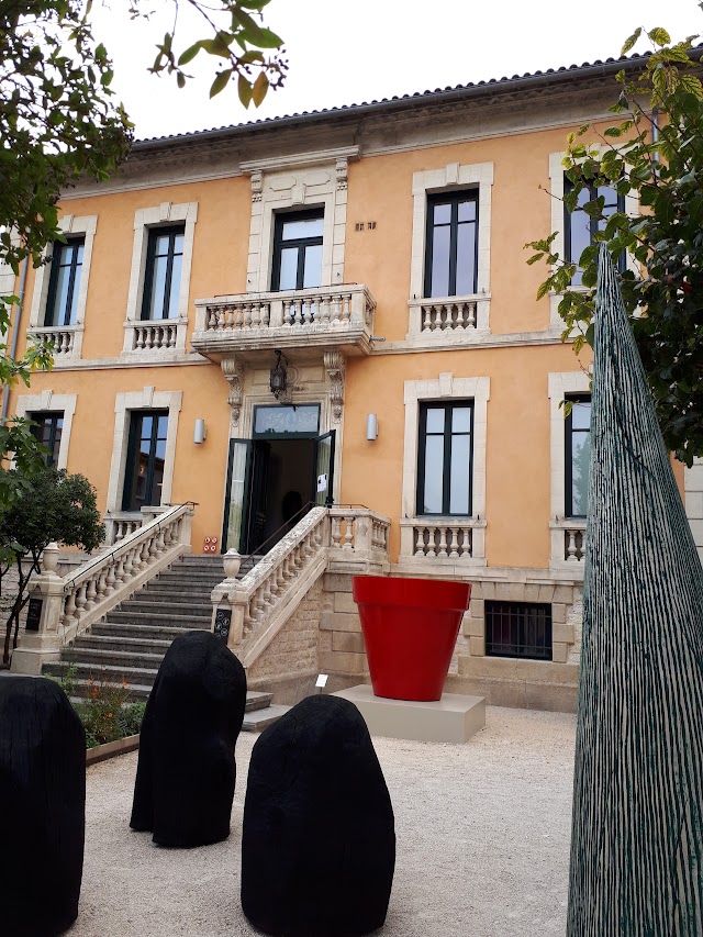 Fondation Villa Datris pour la sculpture contemporaine