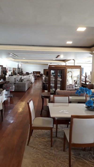 Photos of Chaplin Furniture Decorations