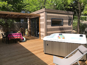 Photo n°1 de Camping Les Pinèdes - Sites & Paysages à La Colle-sur-Loup (Piscine)