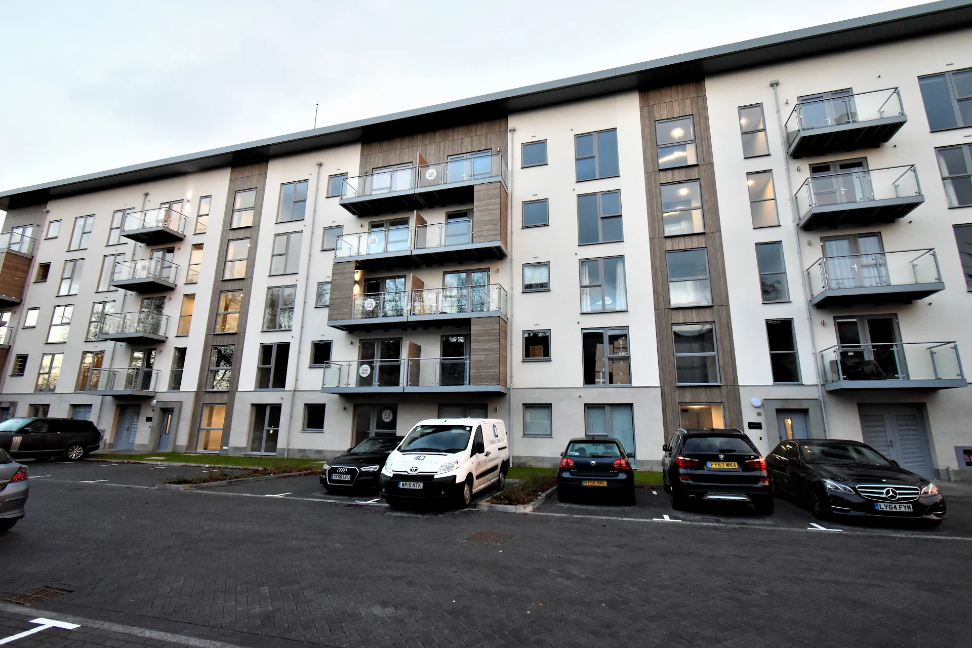 Alder House Serviced Apartment, Maidenhead, by Ferndale