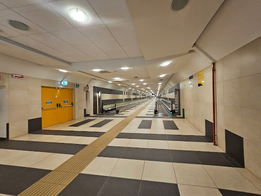 Bari Aeroporto - Thumbnail