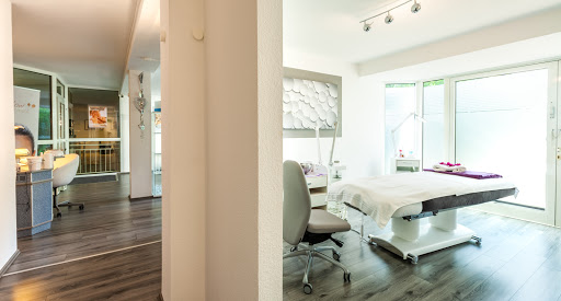 Beauty & Wellness Lounge Inh. Bianca Bahndorf - Thumbnail