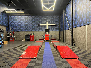 Photo n°46 de WHEEL ART (Jantes et pneus) à Grigny (Magasin de pneus)