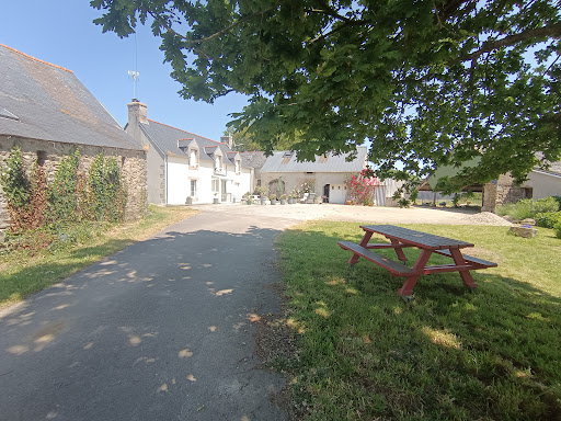 Photo de Gîte de Kermoal-Location de vacances Poullan sur Mer à Poullan-sur-Mer (29100)