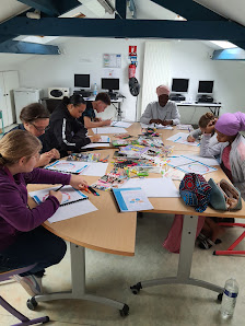 Pauline Zeller - Coach'ine // Coaching d'orientation scolaire adolescents et évolution professionnelle 5 Bd Aristide Briand, 91450 Soisy-sur-Seine, France