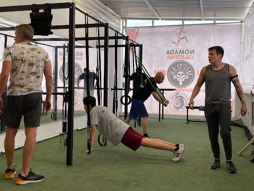 Nomada Training - Visual