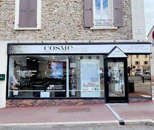 Photo n°1 de CosmoColors à Montlhéry (Salon de coiffure)