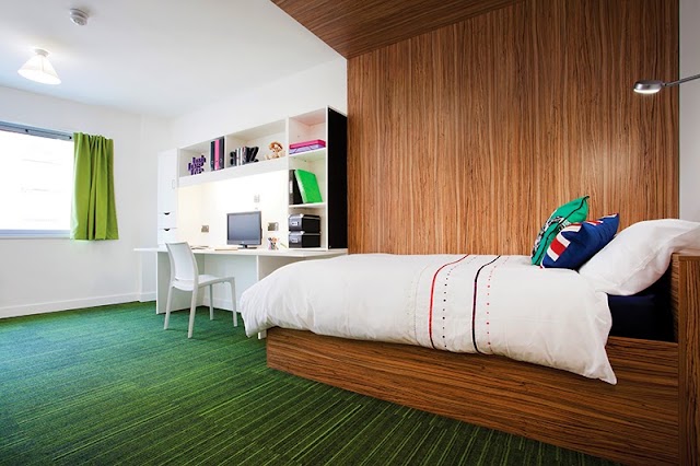 Host The Curve - Student Accommodation London