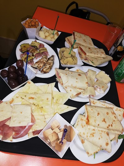 Piadineria la Caveja