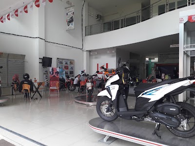 Photos of AHASS SMS Motor