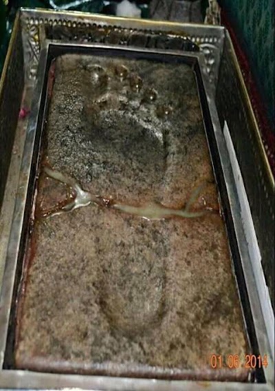 Photos of Old Christ Church