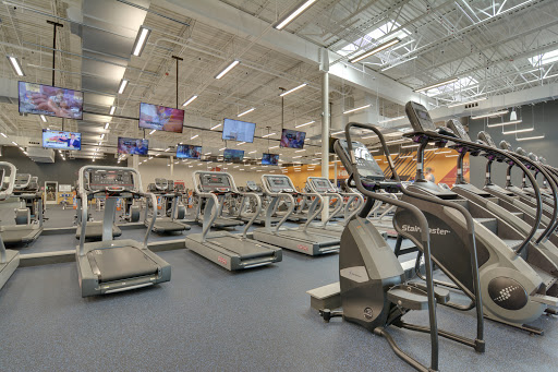 Crunch Fitness - Ballantyne