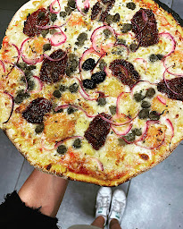 Photo n°23 de Distributeur pizzas artisanales Pélussin - Pizzaliz à Pélussin (Pizzas à emporter)