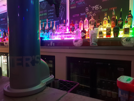 Dr Thirsty's - Visual
