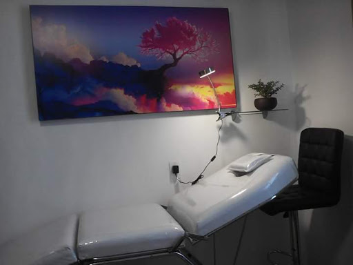 Fashion Nails Spa & Cosmetologia