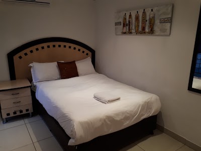 Photos of Laletsa Lodge