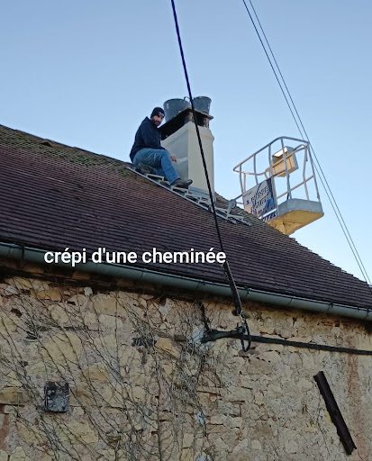 Photo de Pierre Noziere - Artisan Couvreur / Maçon à Terrasson-Lavilledieu (24120)
