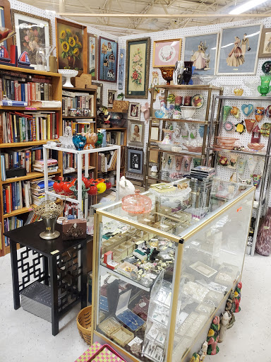 Looky Looky Vendor Mall - Thumbnail